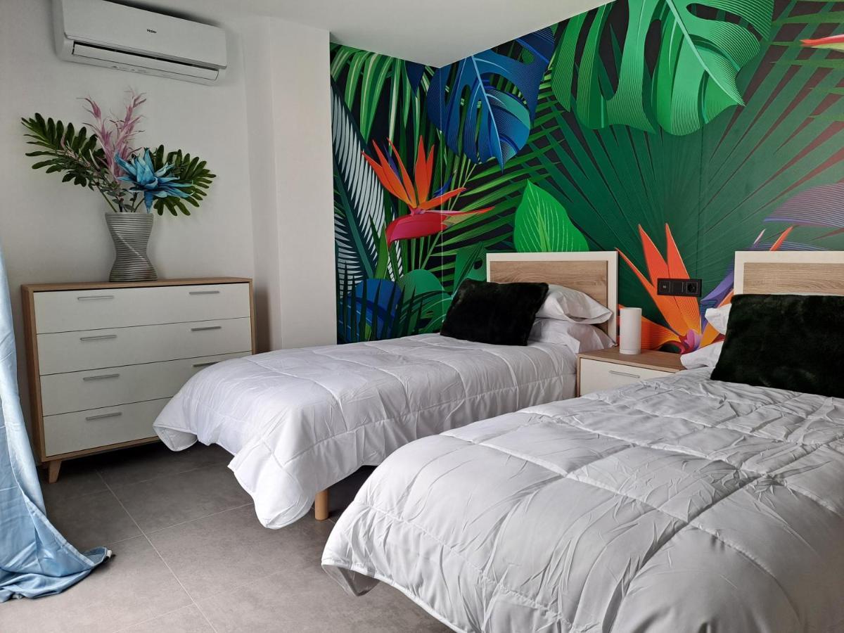Levante Suites Benidorm Exteriör bild
